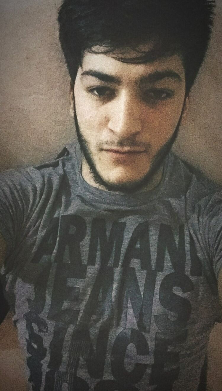  29940594  Akram, 28 ,    