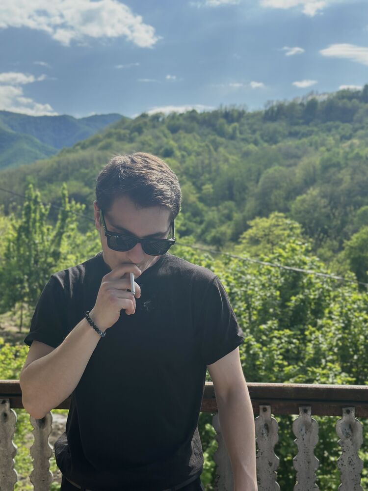  ,   Tornike, 25 ,   ,   