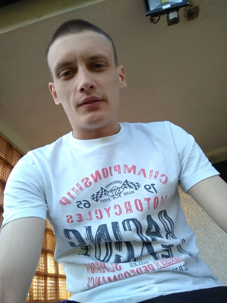  ,   Sasha, 31 ,   