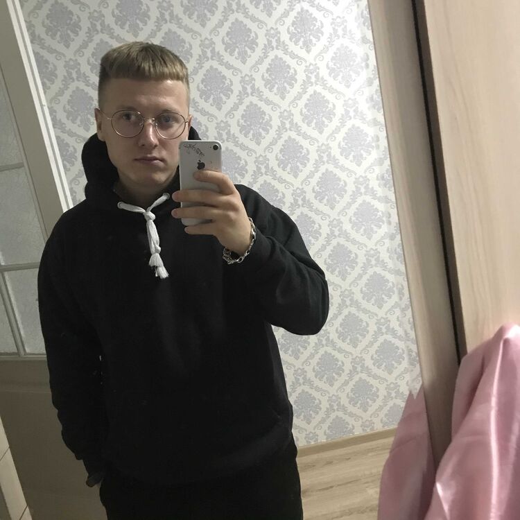  26598134  , 28 ,    