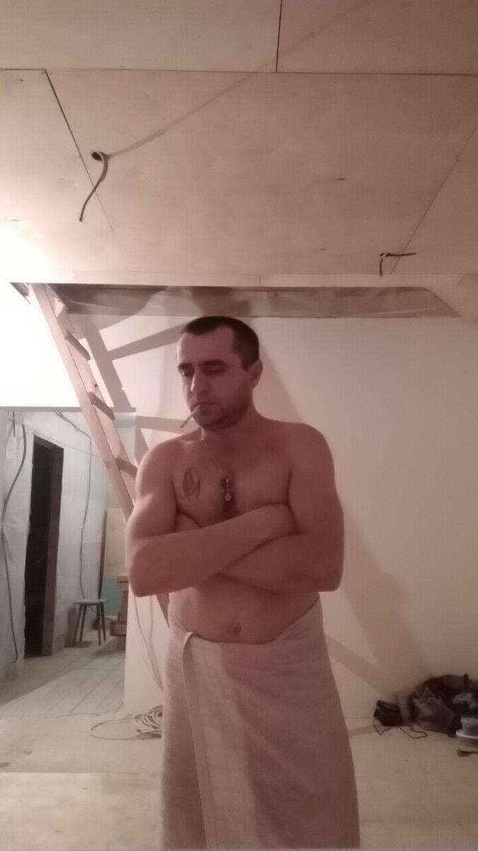  18714964  , 39 ,    