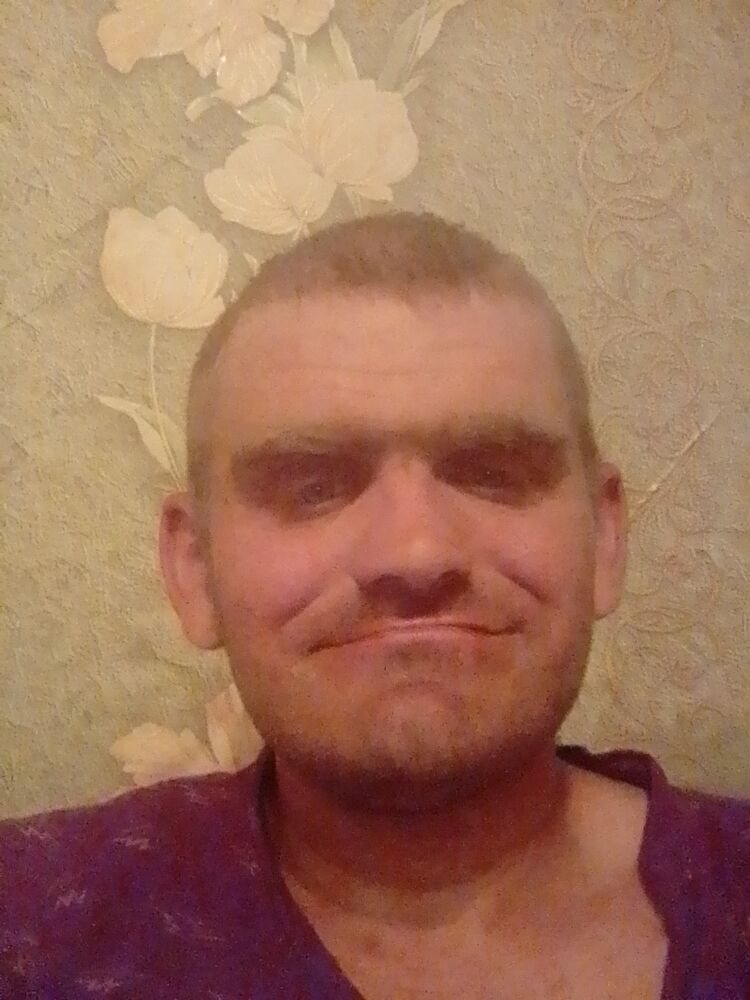  37623794  , 32 ,    