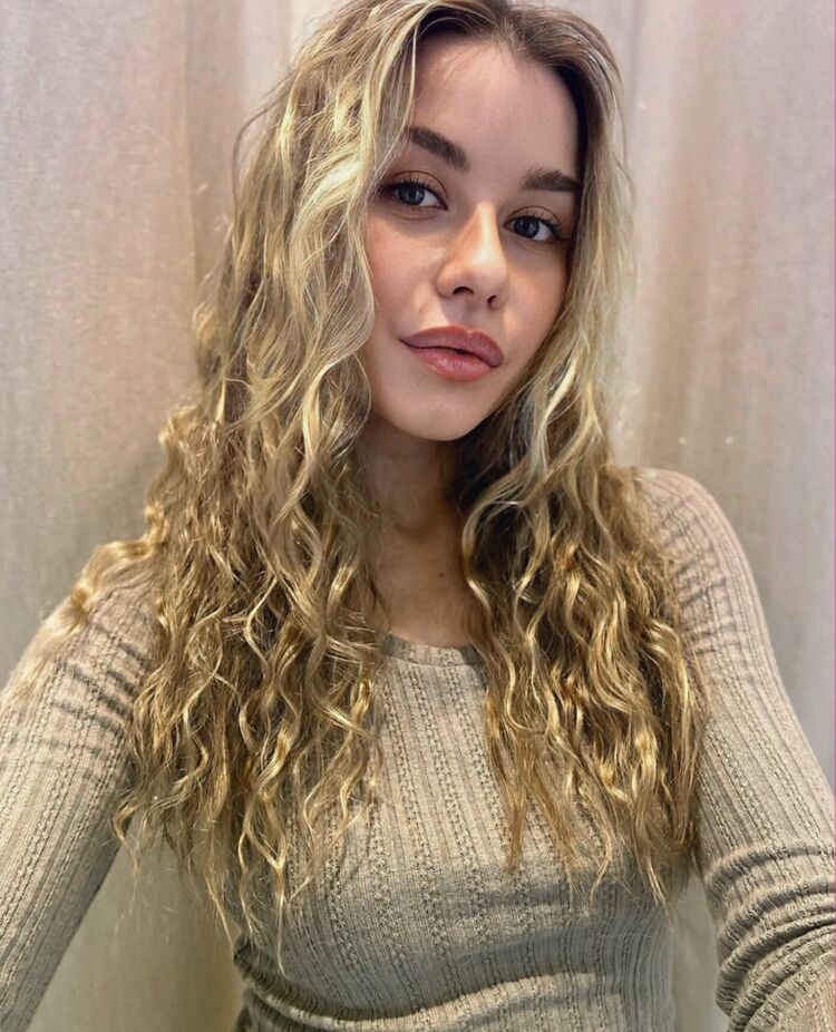  54643454  , 31 ,    -