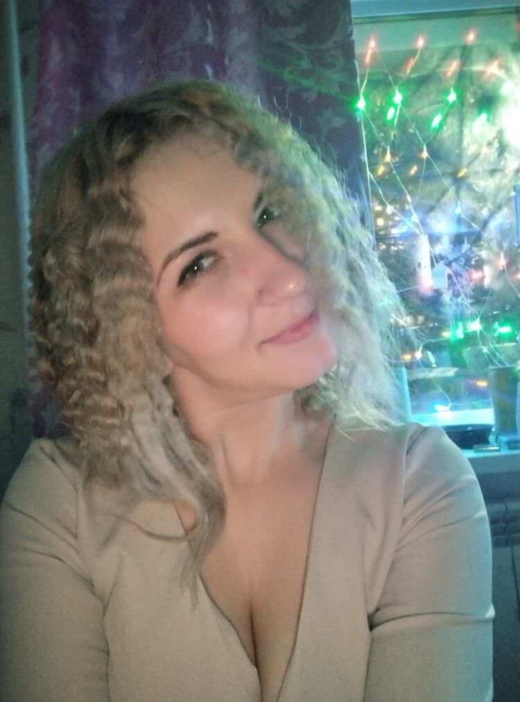  45379644  , 27 ,    