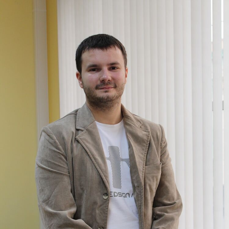  ,   Mike, 40 ,   ,   , c 