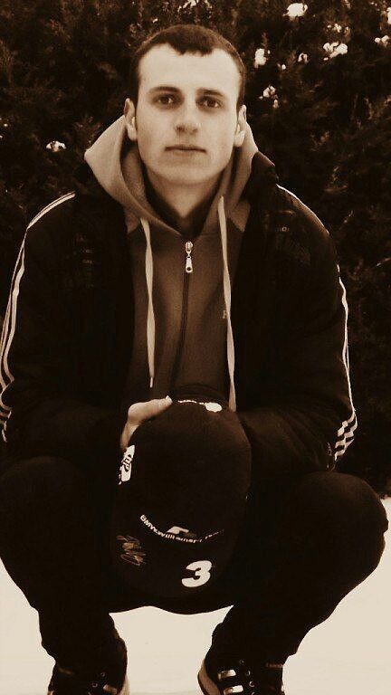  ,   Vitalik, 32 ,   ,   , c 