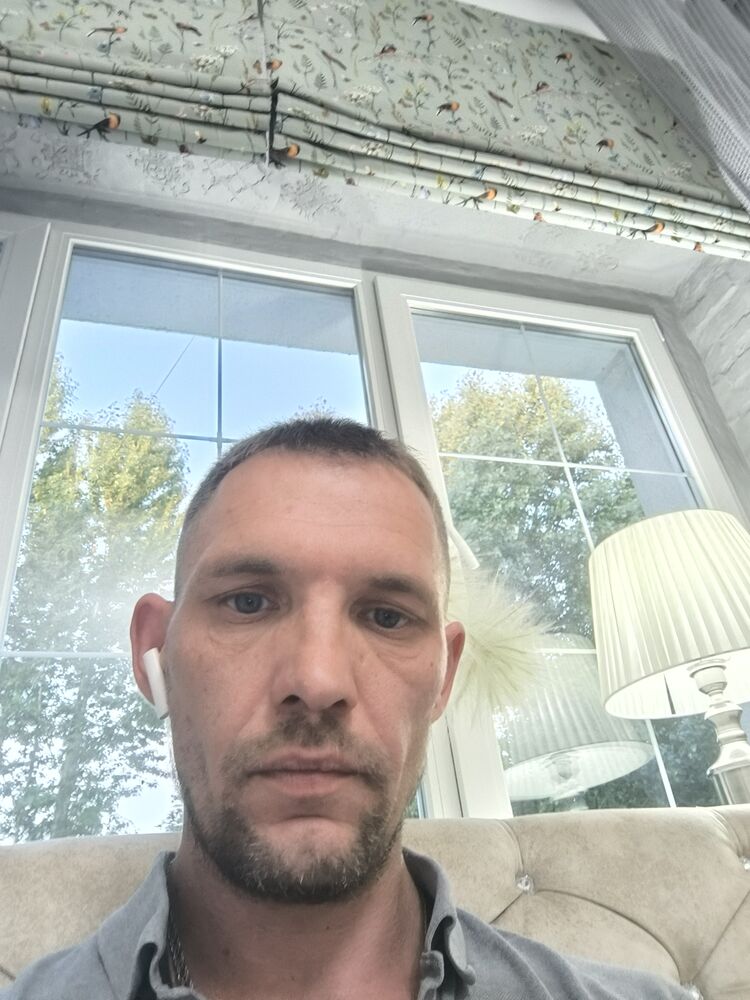  44369764  , 38 ,    