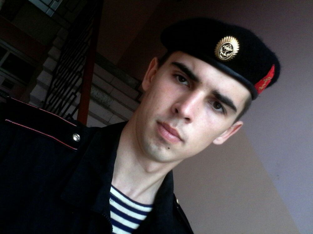  ,   Maxim, 28 ,   ,   