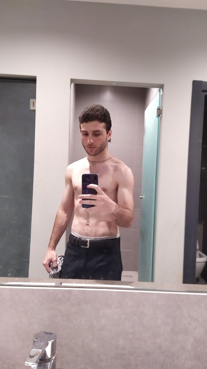  18568954  AKA, 28 ,    