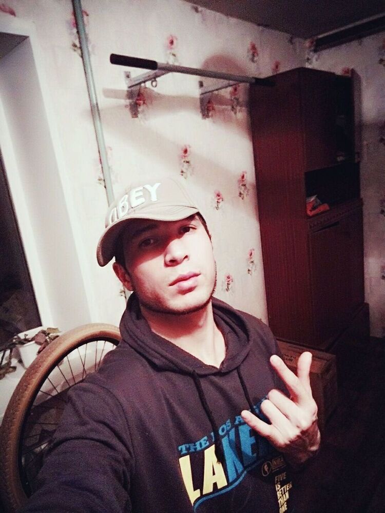  52910574  Alik, 33 ,    