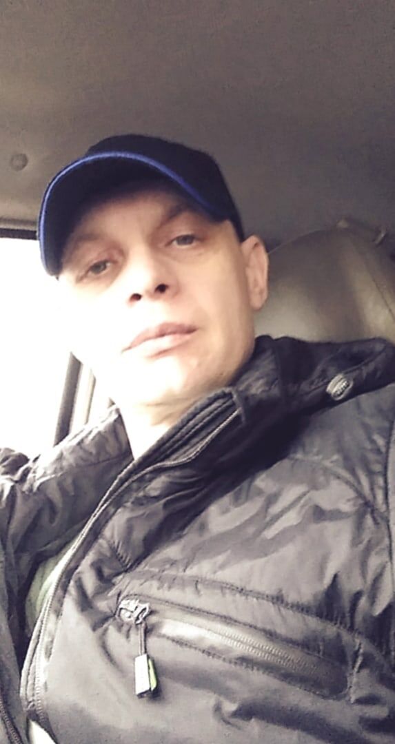  ,   Vasily, 42 ,   c 
