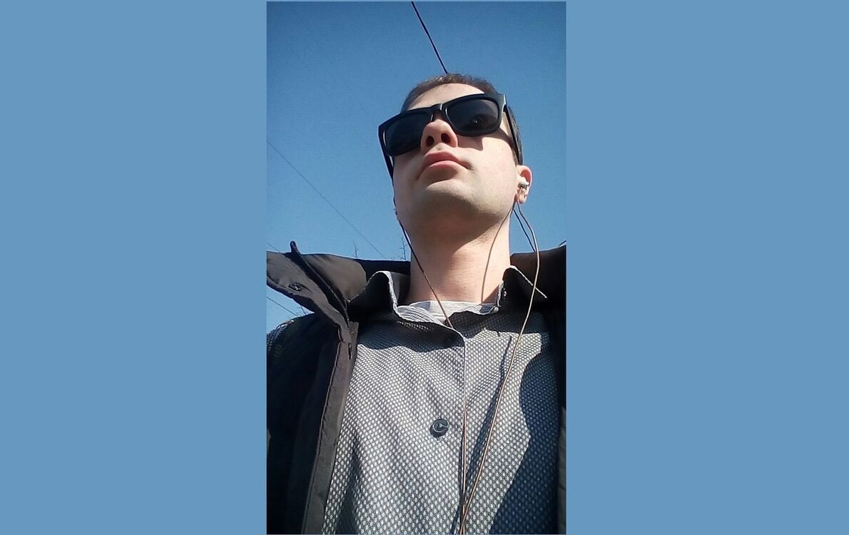  ,   Amone, 32 ,   