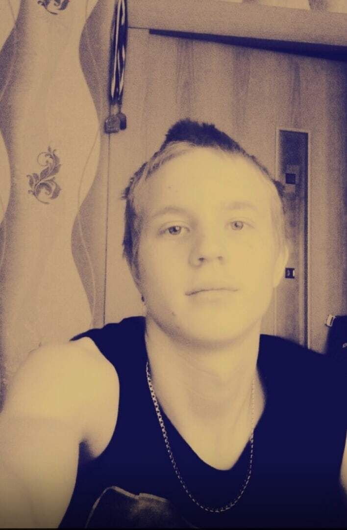  28098974  , 24 ,    