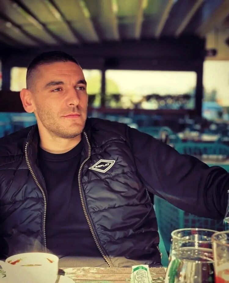 ���� 41770544 ������� Esom, 32 ����, ���� ���������� � �����-����������