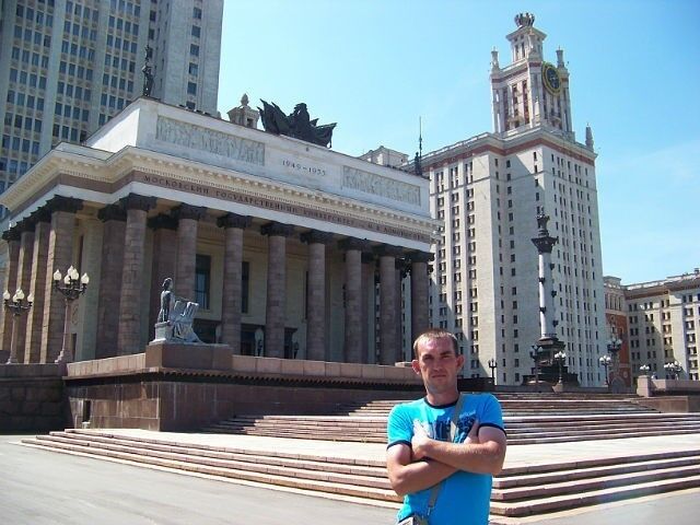  10082924  Aleks, 45 ,    