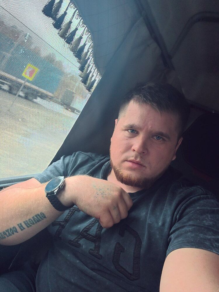  46914764  , 28 ,    