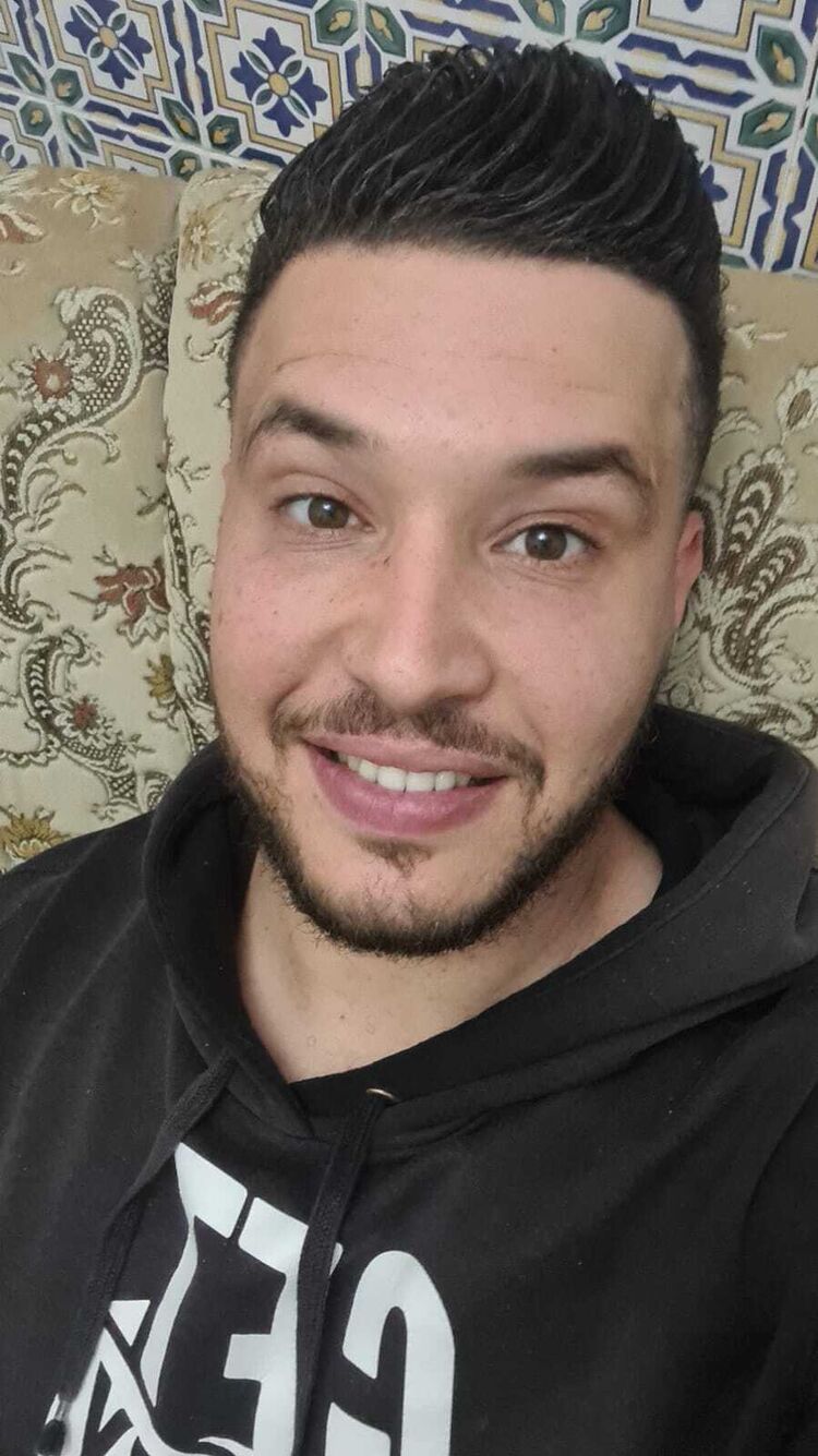 ���� 42449784 ������� Zegli, 32 ����, ���� ���������� � Tunis