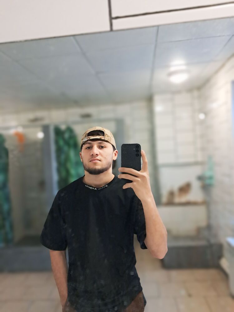  49031554  , 26 ,    