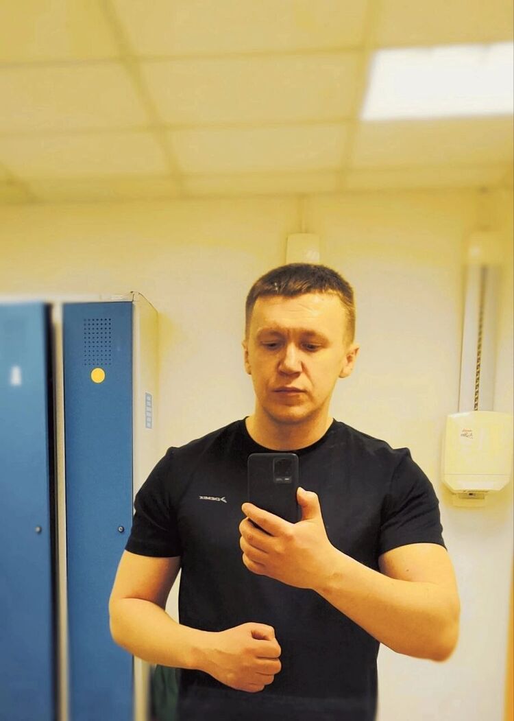  43127584  , 33 ,    