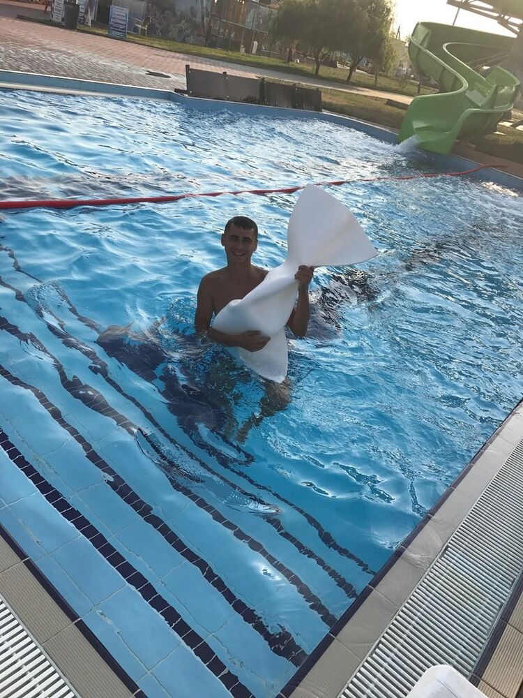 12196774  Igor, 36 ,     