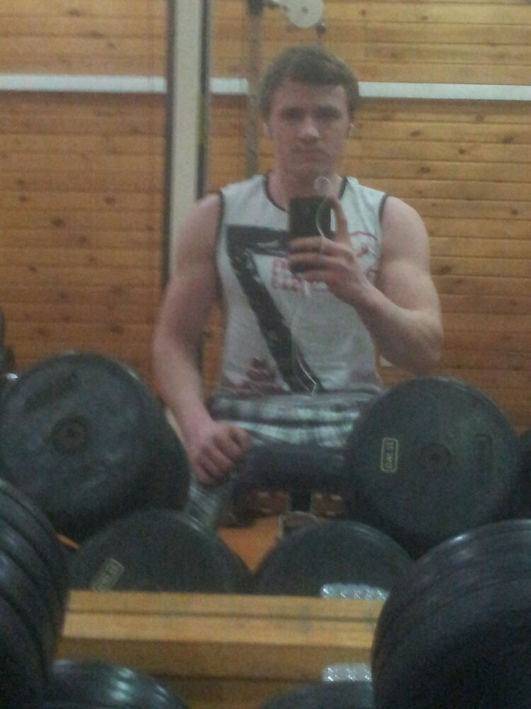  8226934  Ruslan, 32 ,    