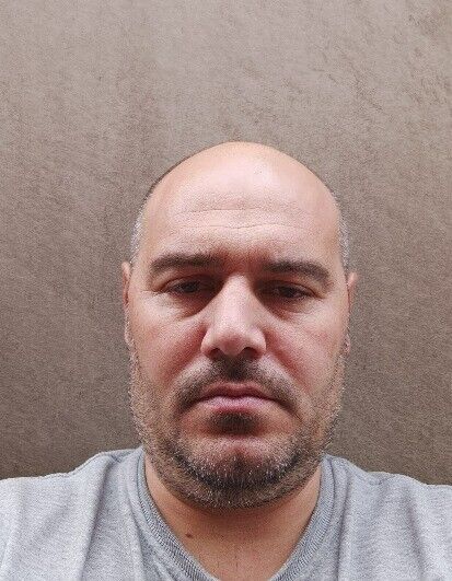  24717894  Serqei, 42 ,    