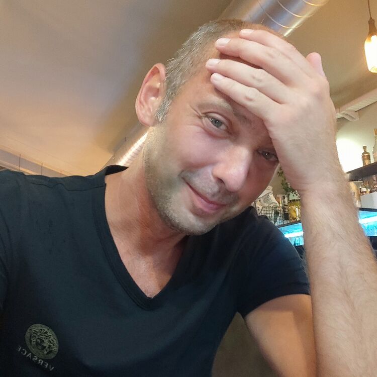  Torrevieja,   Anton, 40 ,   ,   