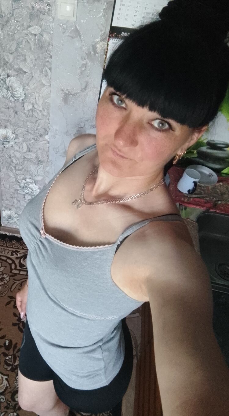  47446564  Medvedeva, 37 ,    