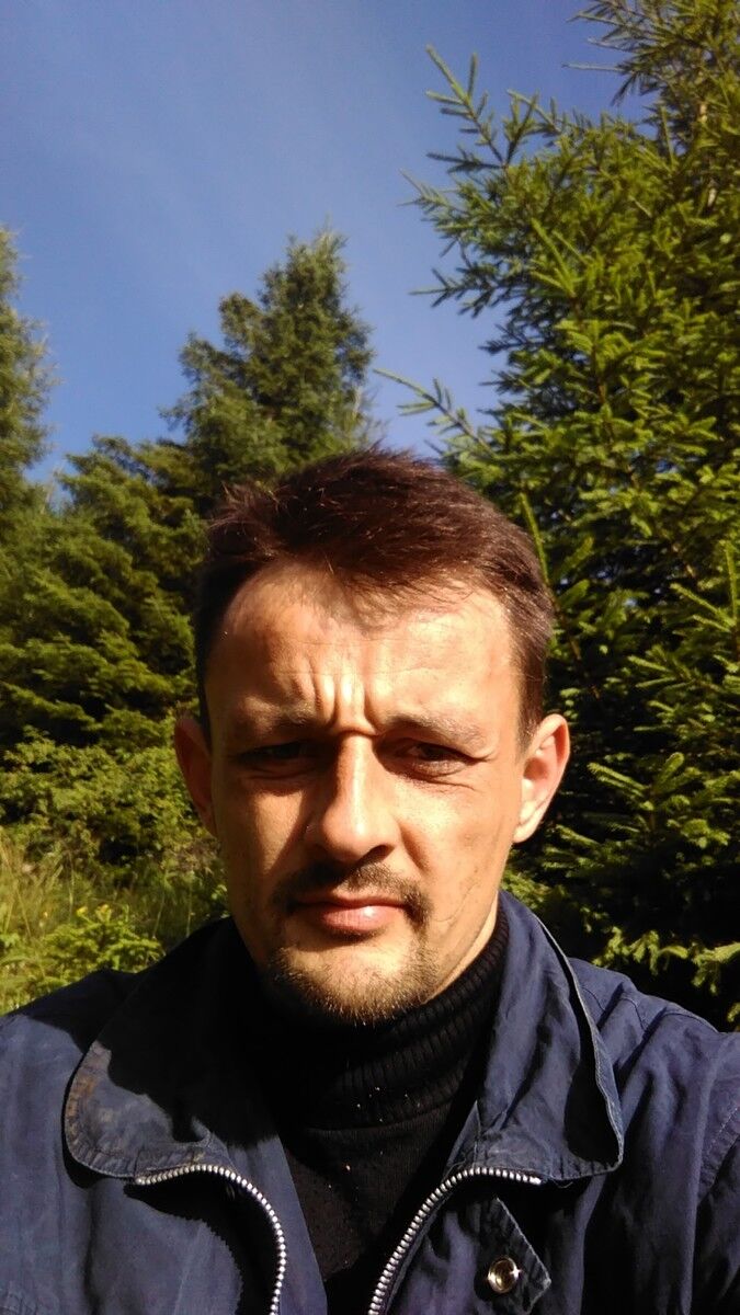  18142394  Valik, 42 ,    