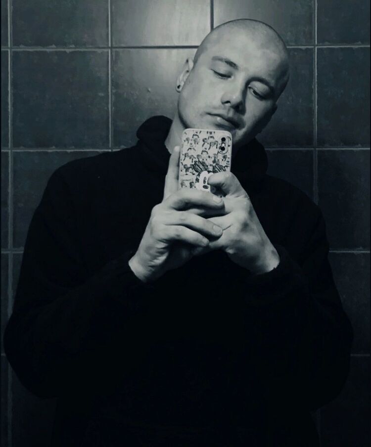  48578064  , 28 ,    