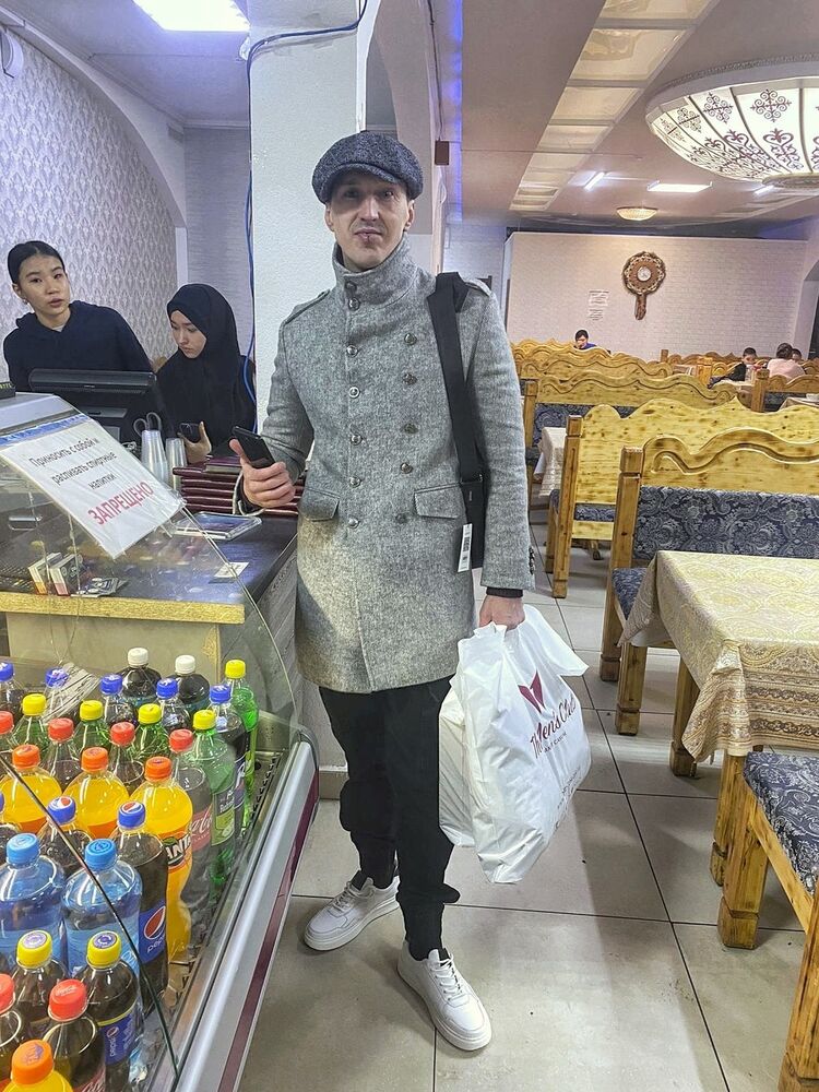  43434364  , 35 ,    -