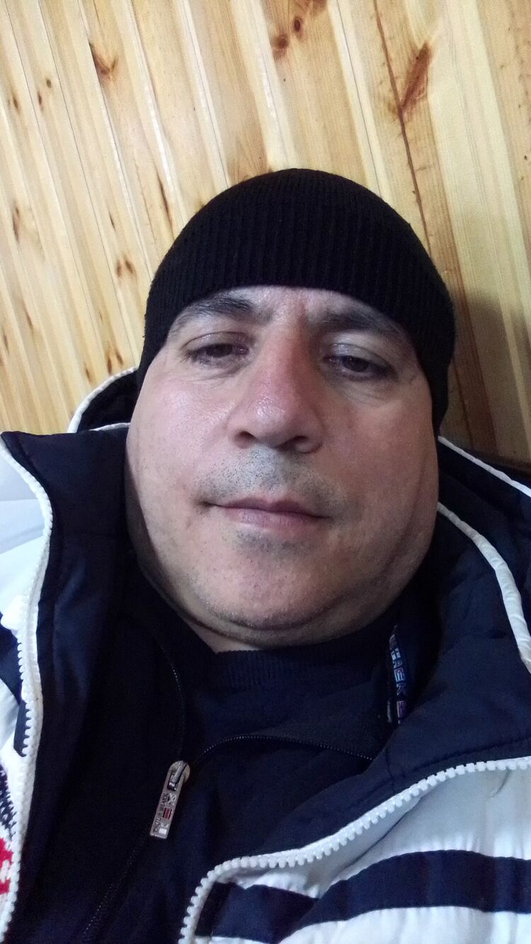  33597154  Ahmet, 47 ,    