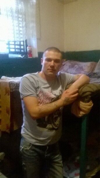  9642344  Artem, 36 ,    