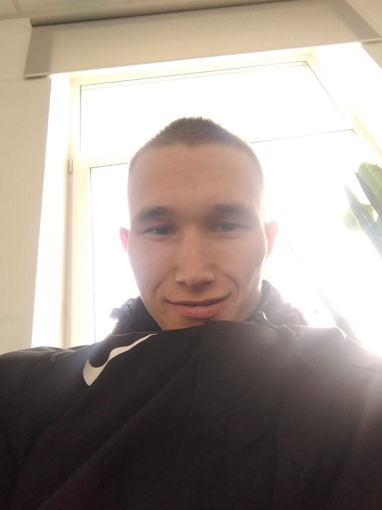  41618034  Egor, 22 ,    