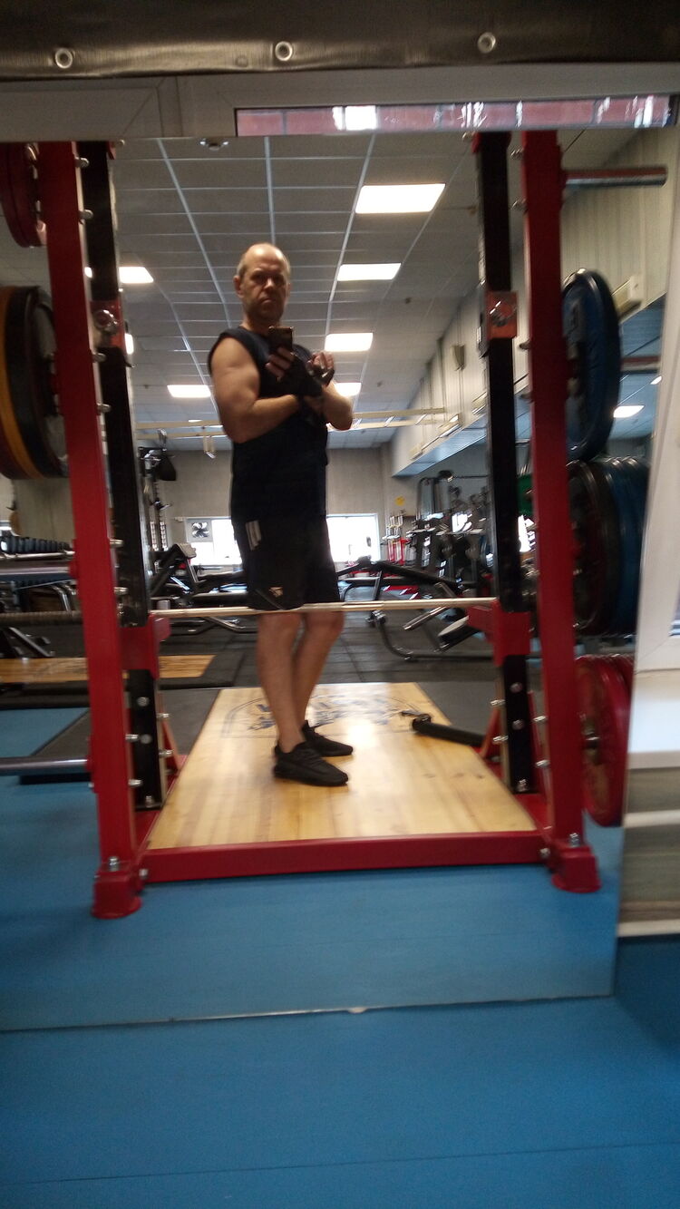  53047834  Valeri, 57 ,    