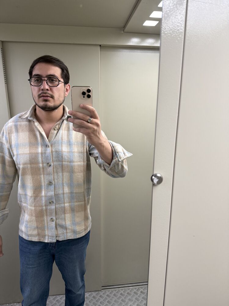  53086634  , 26 ,    -