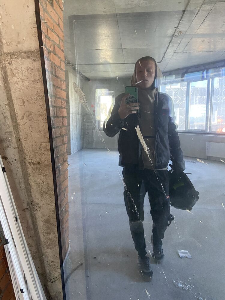  47034734  , 27 ,    