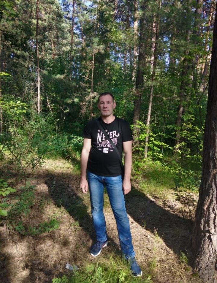  52710614  Roman, 42 ,    