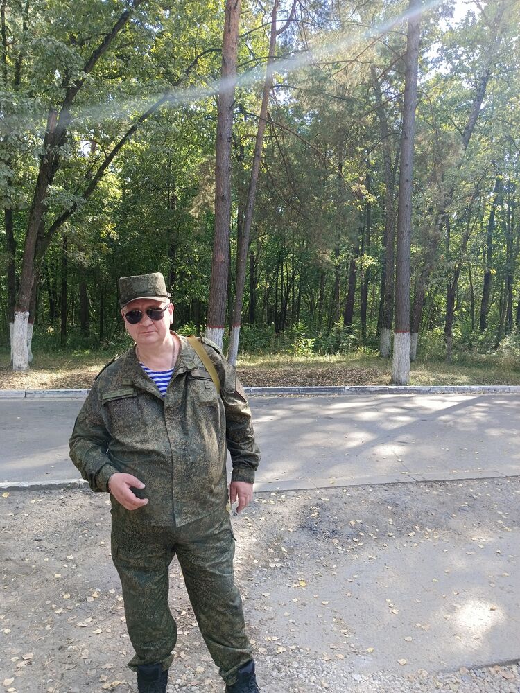  46310784  Dmitry, 54 ,    
