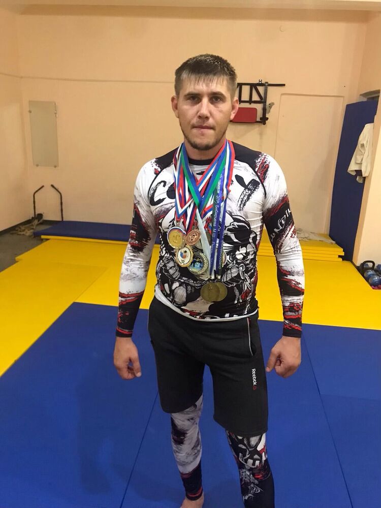 ���� 54860994 ������� ��������, 37 ���, ���� ���������� � �����������