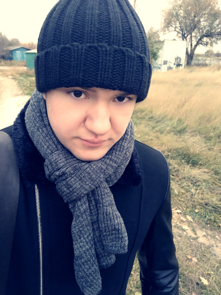  ,   SadWriter, 29 ,     , c 