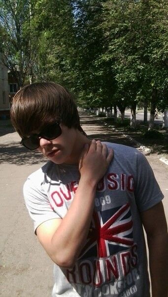  10514794  Oleg, 30 ,    