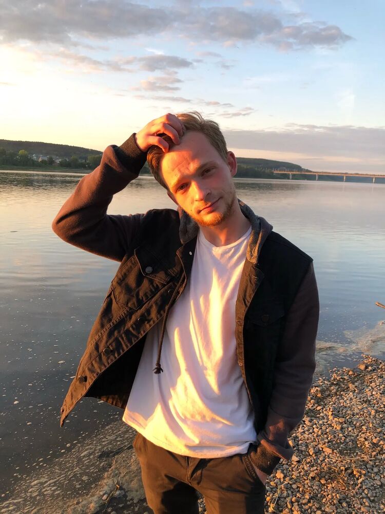  ,   Evgeny, 26 ,  