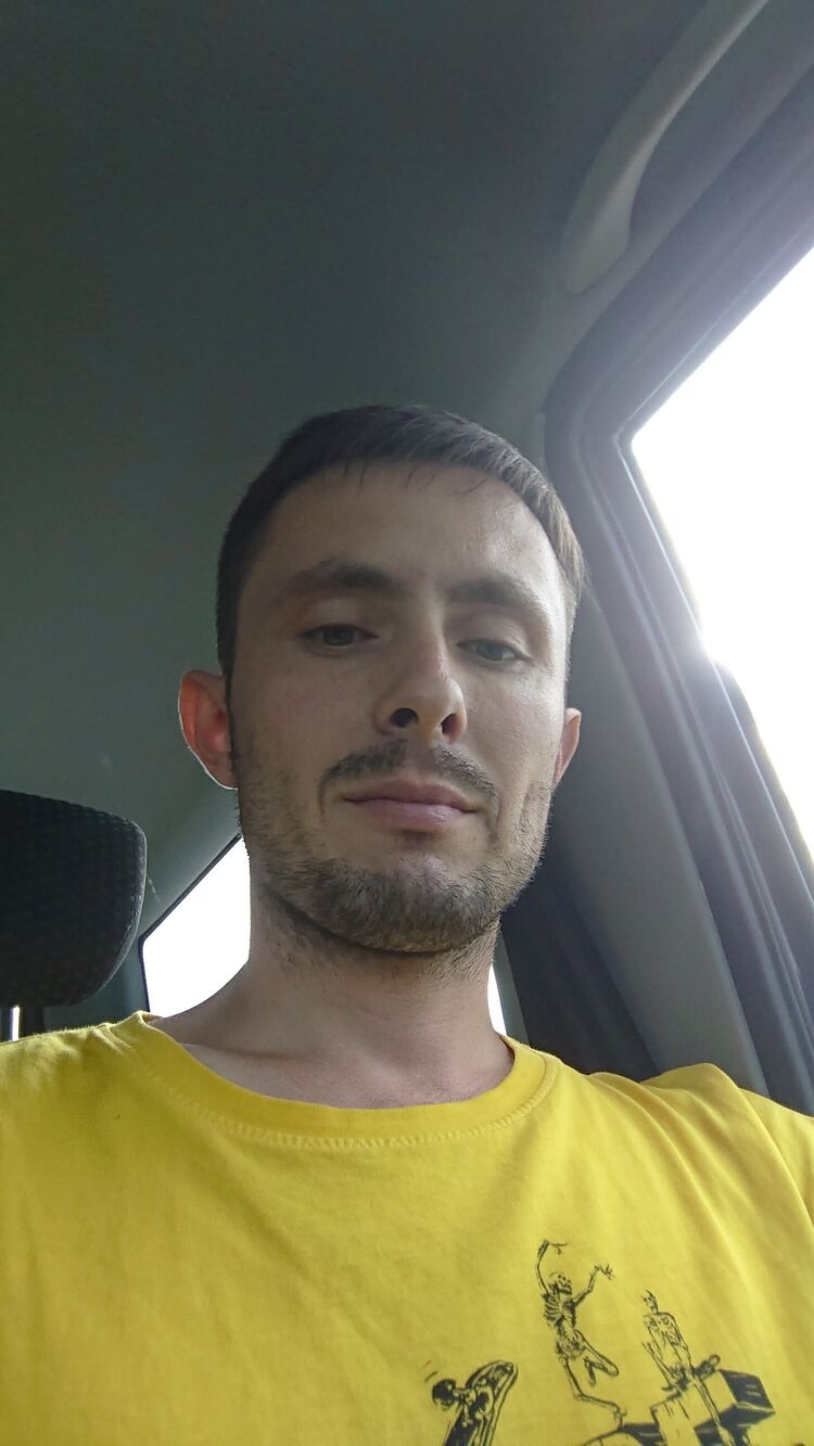  28681054  , 33 ,    -