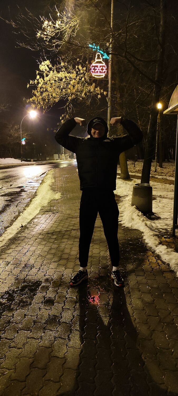  24730604  Markus, 29 ,    -