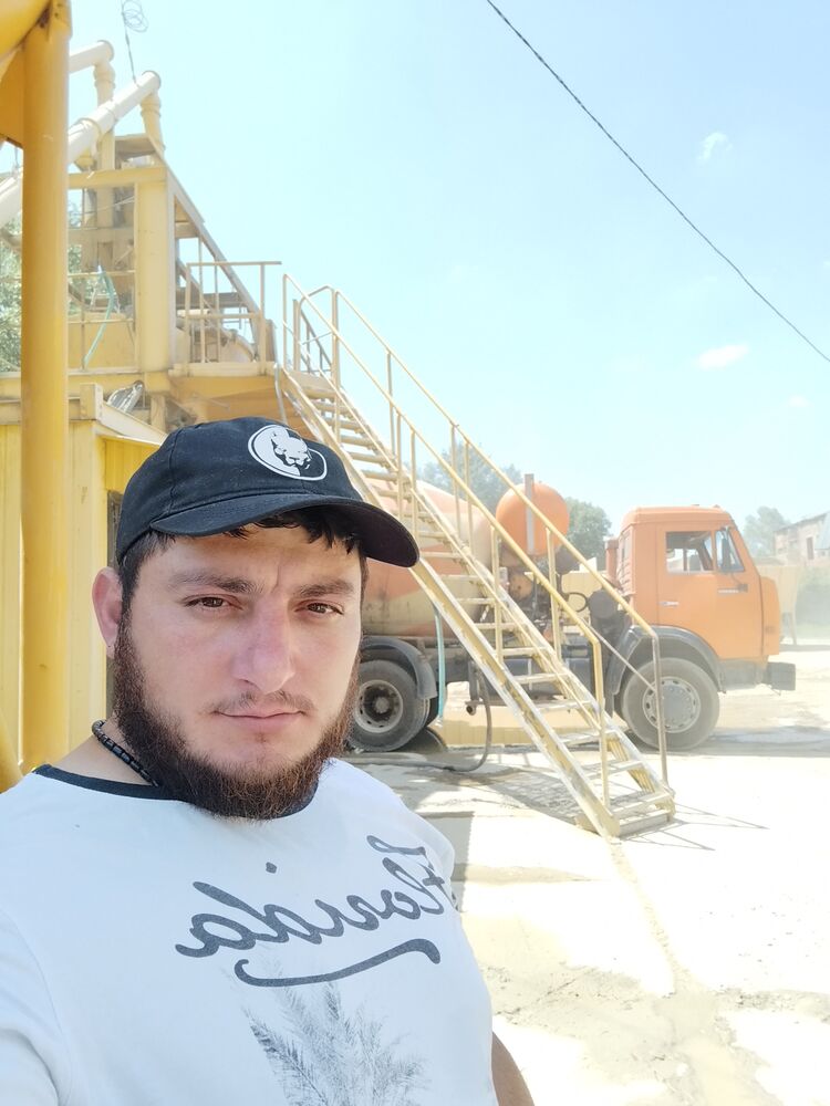  30938524  , 37 ,    