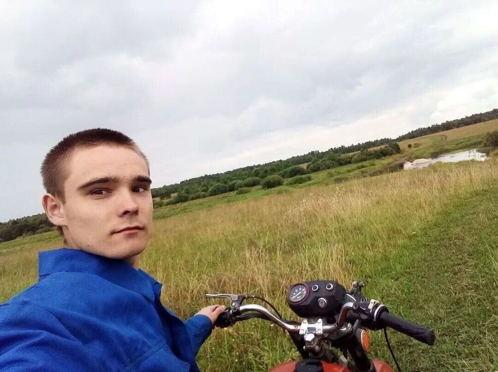  33978934  , 24 ,    