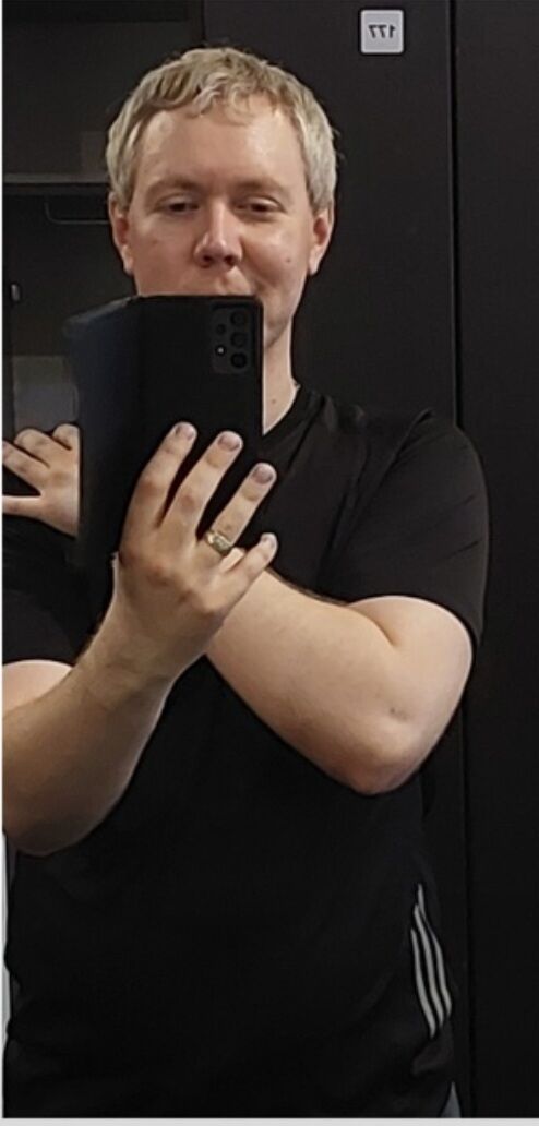  52215564  , 35 ,    --