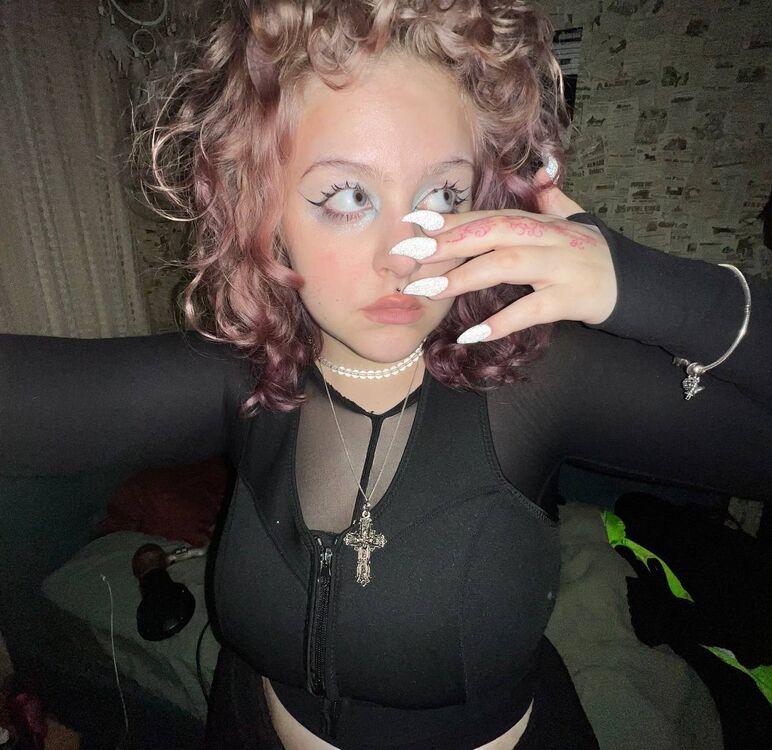 ���� 37095964 ������� Lik, 23 ����, ���� ���������� � �����-����������