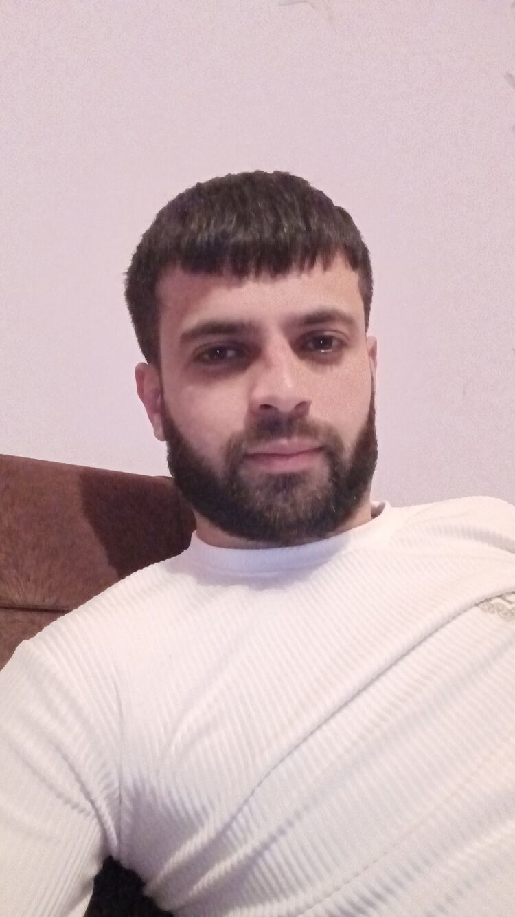  49743884  , 29 ,    